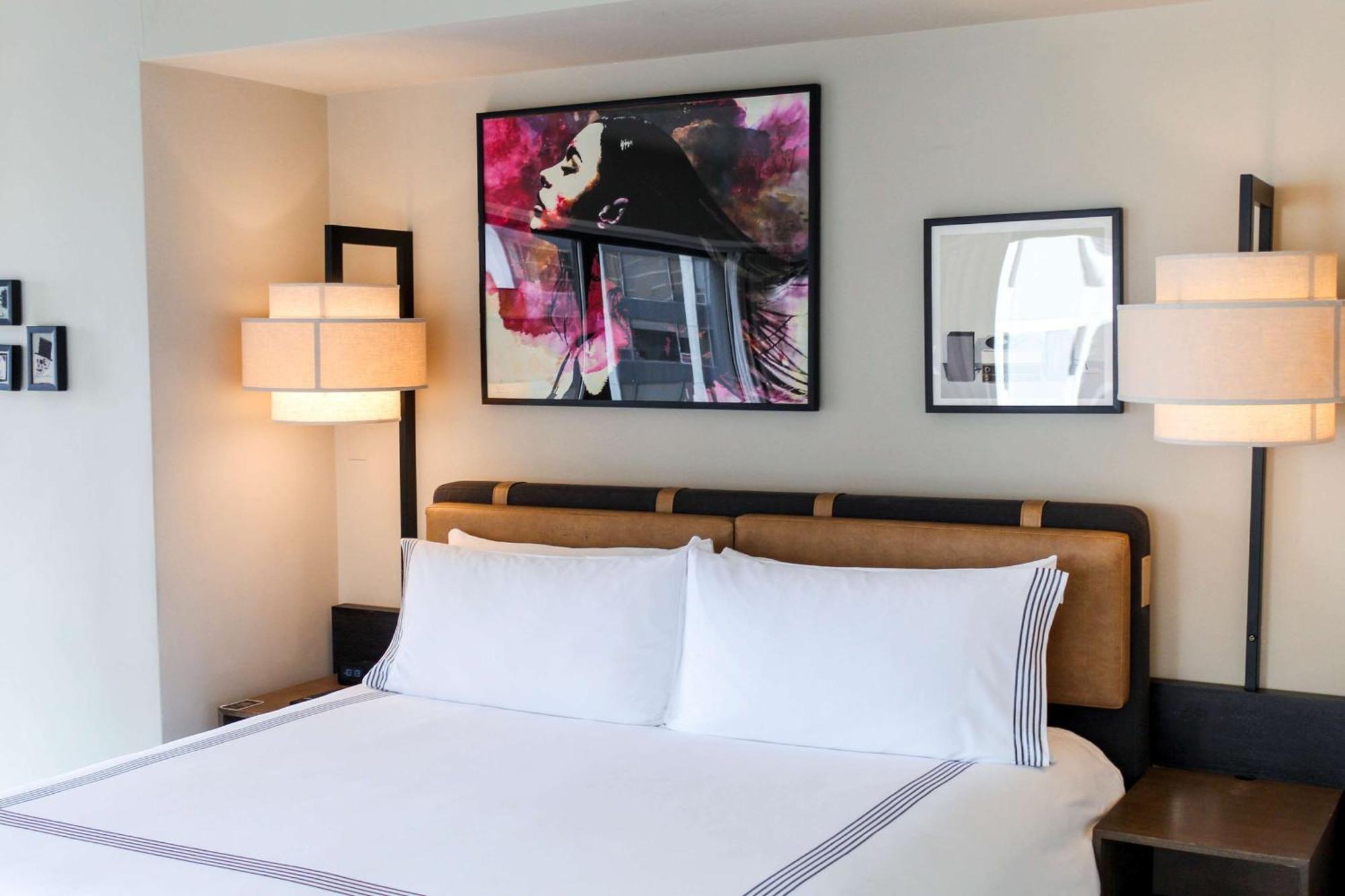 ทอมป์สัน ชิคาโก Hotel ภายนอก รูปภาพ