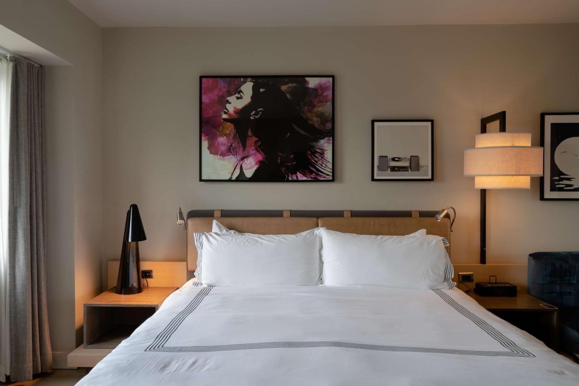 ทอมป์สัน ชิคาโก Hotel ภายนอก รูปภาพ